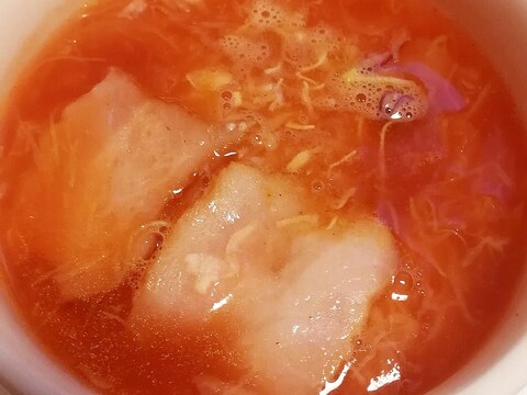 キャベツ紫キャベツとベーコンとコンソメトマトスープ